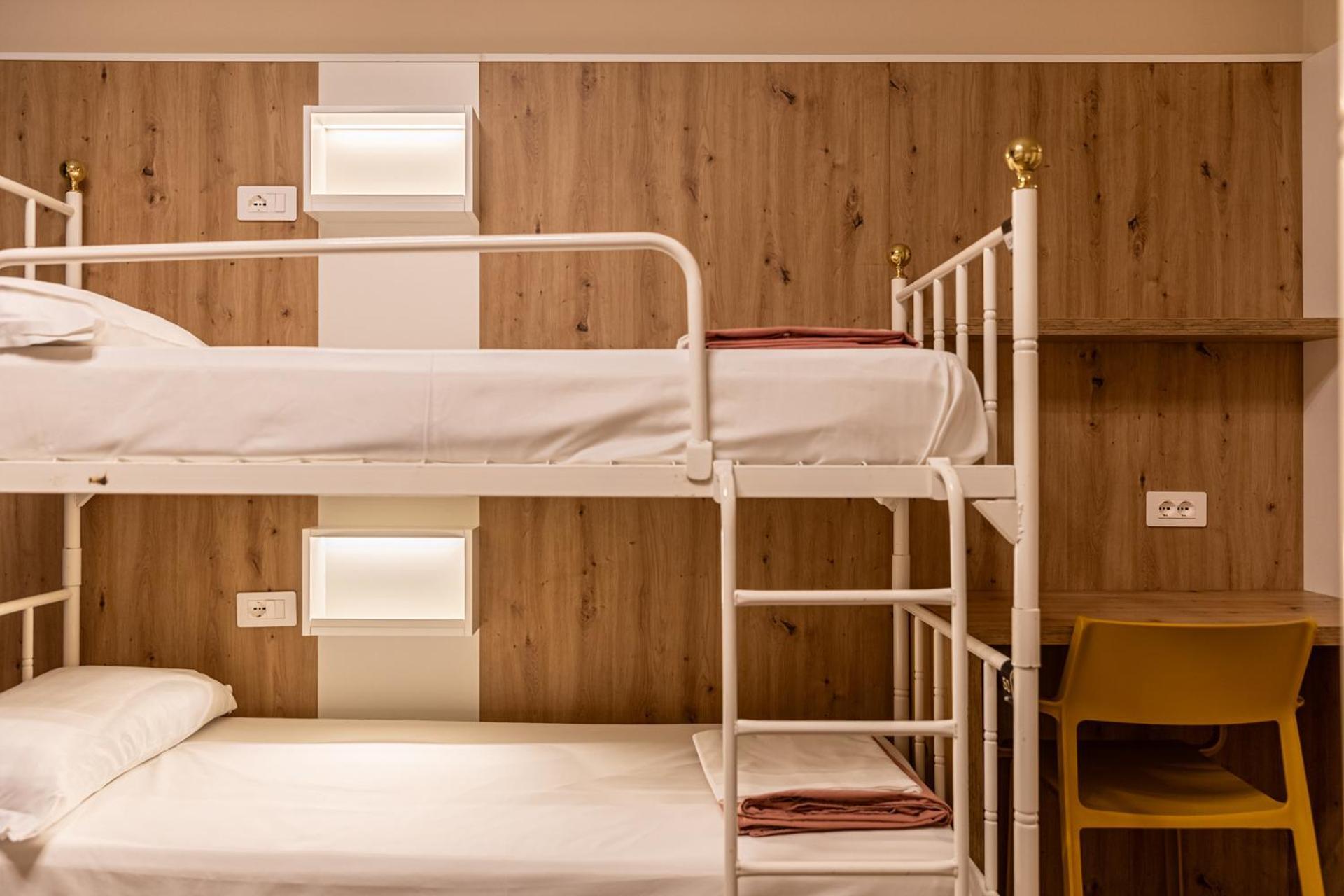Standard Quadruple Room,1742740973:JPEG